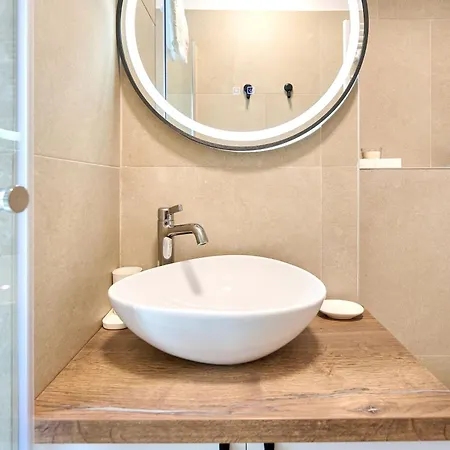 Good Vibes In Inifinity Pool&spa- Parking Апартаменты