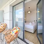 Good Vibes In Inifinity Pool&spa- Parking شقة
