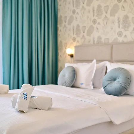 Good Vibes In Inifinity Pool&spa- Parking Apartman