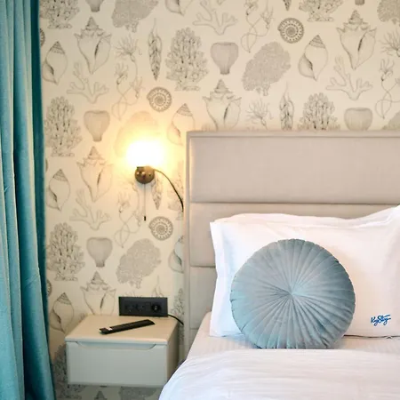 Good Vibes In Inifinity Pool&spa- Parking Apartman Mamaia